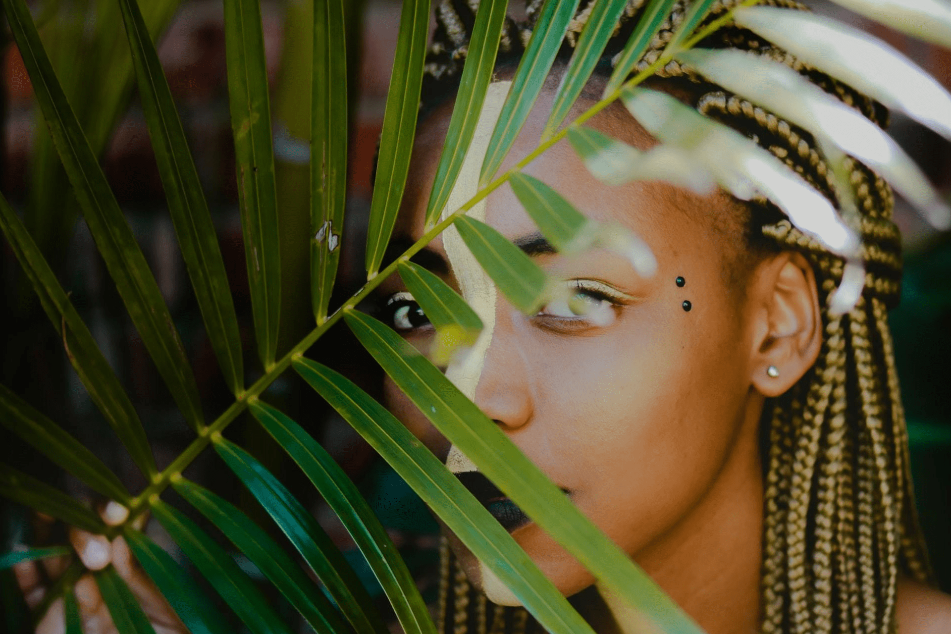 Best Exfoliating Face Scrub For Black Skin - VIVALUI