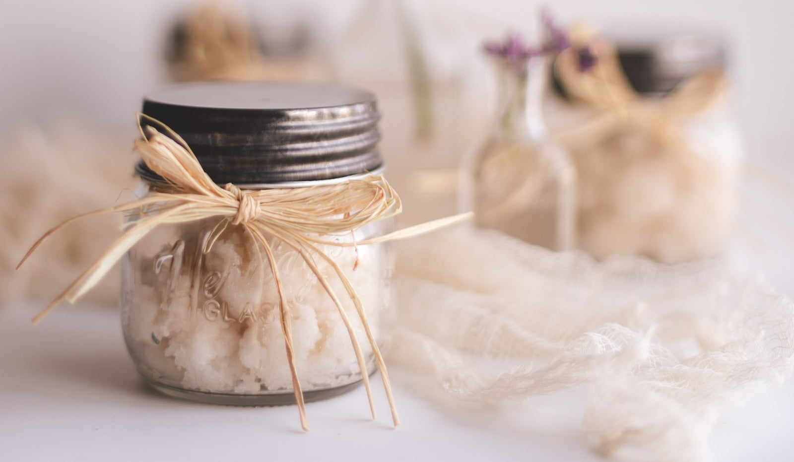 The Ultimate Guide on How to Exfoliate Your Bikini Area