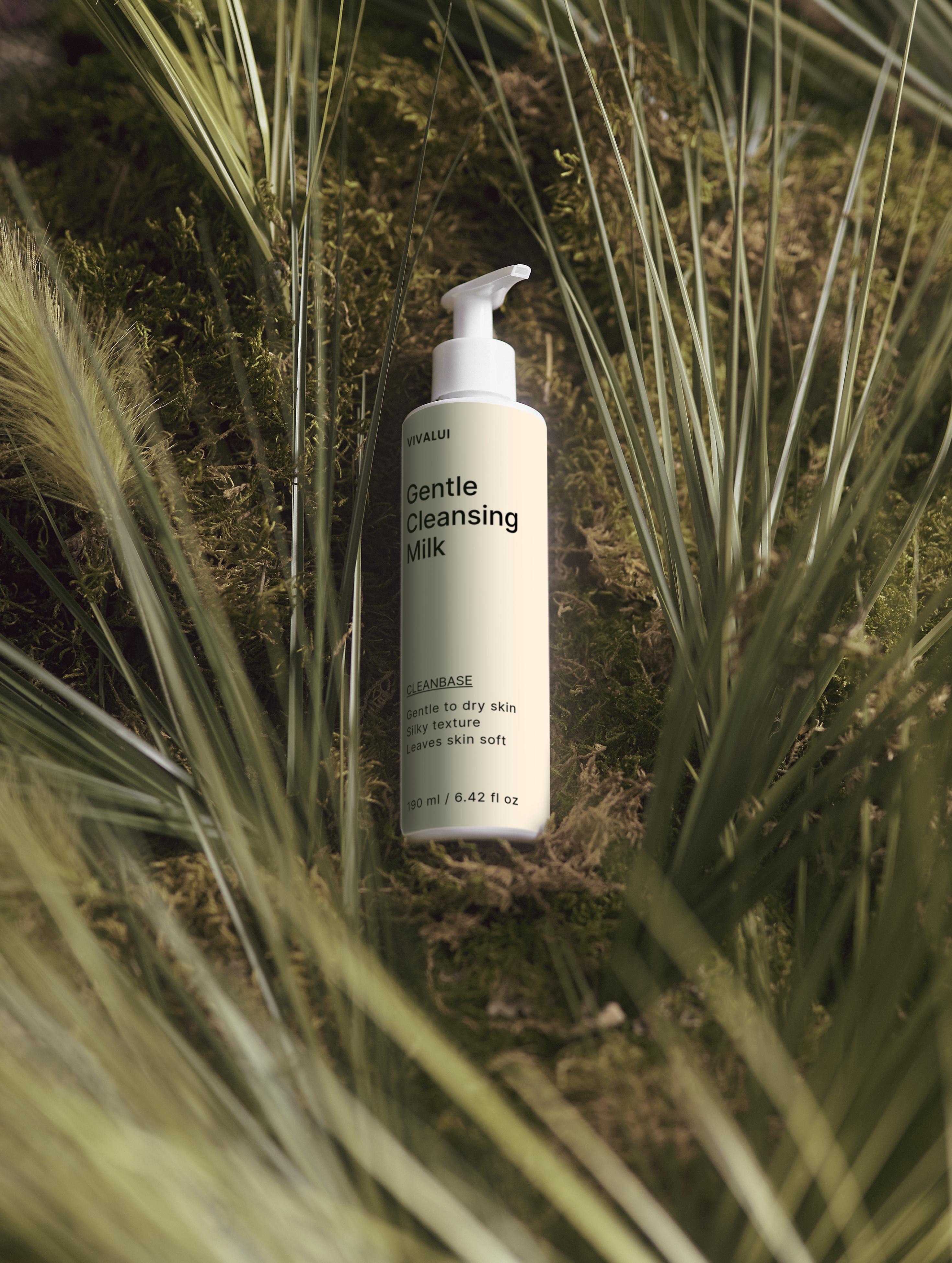Gentle Cleansing Milk Cleanbase