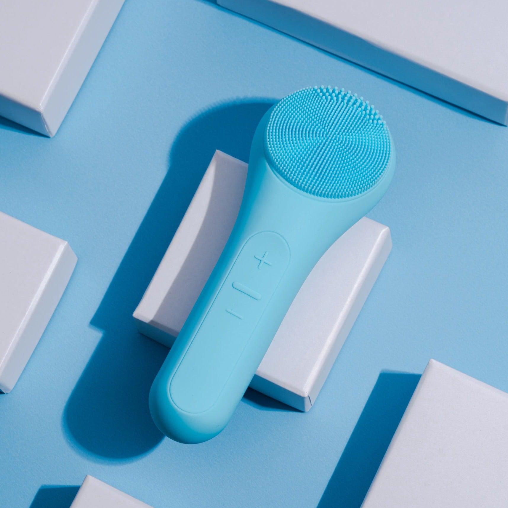 Wireless Ultrasonic Silicone Electric Facial Cleansing Brush Cyan - VIVALUI